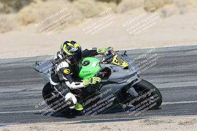 media/Dec-01-2025-Moto Forza (Mon) [[2daa91e15f]]/1-Advanced Group/Session 4 Turn 9/